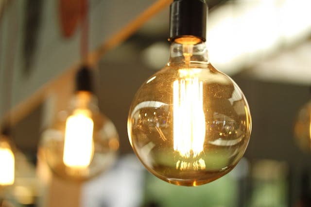 How AI is Reshaping Social Media: Benefits and Innovations